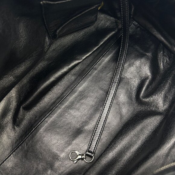 Authentic CHANEL CC Logo Caviar Quilted Duffle Travel Bag Boston Bag Bowler - Picture 9 of 12